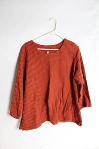 lot 205 image: Rust Red Knit Long Sleeve Sweater XL