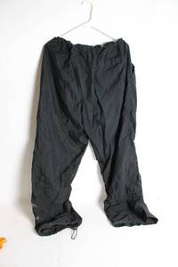 lot 220 image: Old Navy XL Black Polyester Pants