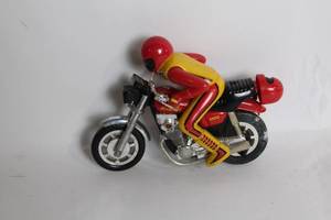 lot 250 image: Vintage Power Blaster 1100 Motorcycle Toy with Racer Figure