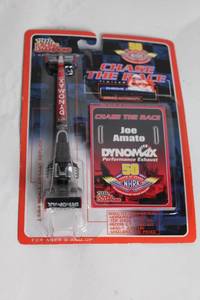lot 260 image: 164 Scale Diecast Replica Joe Amato Dragster