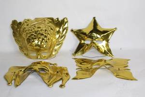 lot 305 image: Set of 6 Gold and Silver Themed Masquerade Masks