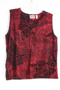 lot 343 image: Chicos Design Sleeveless Red Top Size 2