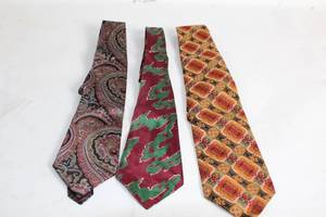 lot 403 image: Set of 3 Vintage Silk Ties with Unique Patterns