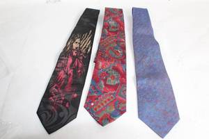 lot 409 image: Set of 3 Silk Neckties Including Oleg Cassini and Japanese Designer
