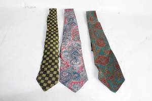 lot 410 image: Set of 3 Classic Mens Neckties by Robert Stock, Executive Collection, and Distinctive Neckwear