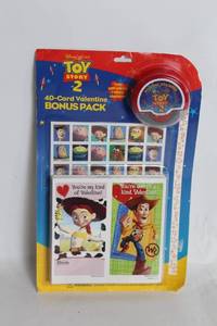 lot 440 image: Toy Story 2 Valentines Day 40-Card Bonus Pack with Rolling Stamper