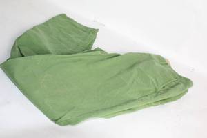 lot 470 image: The Lived-In Slim Mens Green Chinos, Waist 34, Length 34