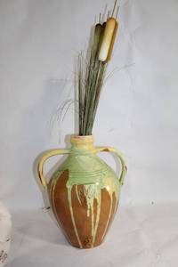 lot 488 image: Large Tuscany Italy Ceramic Vase with Handle and Drip Glaze