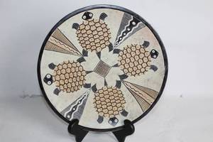 lot 492 image: Handcrafted Pottery Plate with Turtle Motif