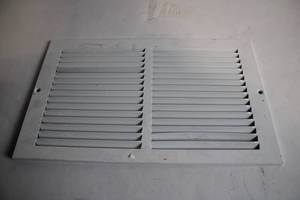 lot 2 image: White Metal Wall Vent Cover 12x8 Inch