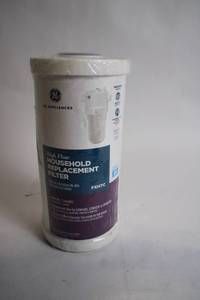 lot 18 image: GE High Flow Household Replacement Water Filter FXHTC