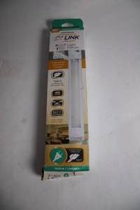 lot 91 image: LED BLink Light Fixture Plug-in Linkable Type A