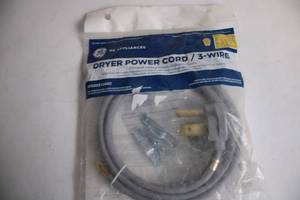 lot 118 image: GE Dryer Power Cord 3-Wire 4ft Universal