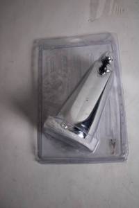 lot 144 image: Chrome-Plated Bathroom Replacement Faucet Handle