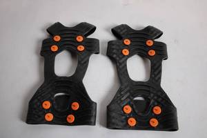 lot 145 image: Pair of Ergodyne Traction Slip-On Ice Cleats Size Medium