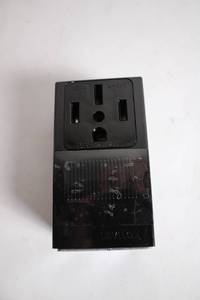 lot 158 image: Leviton NEMA 14-50R Electrical Outlet