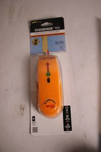 lot 302 image: Zircon StudSensor HD35 with WireWarning Detection