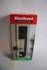 lot 344 image: Kwikset Signature Series Door Handle