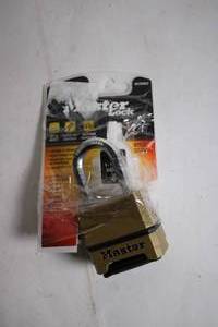 lot 370 image: Master Lock Combination Padlock with Packaging