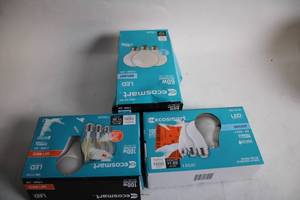lot 446 image: Collection of Ecosmart LED Light Bulbs in Various Packs