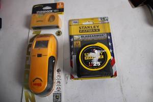 lot 461 image: Zircon StudSensor HD55 and Stanley FatMax Tape Measure Set