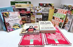 lot 142 image: Collection of 16 Assorted Cookbooks, Dietary Guides & 2 Linen Towels