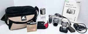 lot 175 image: Canon PowerShot G3 Digital Camera with Accessories