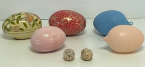 lot 52 image: Collection of 7 Decorative Eggs in Various Styles