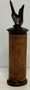 lot 54 image: Hand-Carved Wooden MAGPIE Bird-Decorated Cylindrical Container
