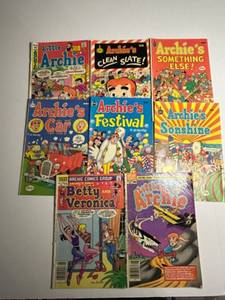 lot 85 image: Collection of 8 Vintage Archie Comics
