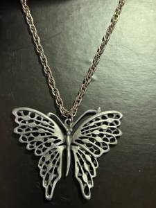 lot 336 image: Pewter Butterfly Pendant Necklace with 24-inch Chain