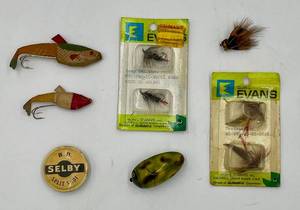 lot 313 image: Collection of Vintage Fishing Lures  - Fly Fishing  French Lures