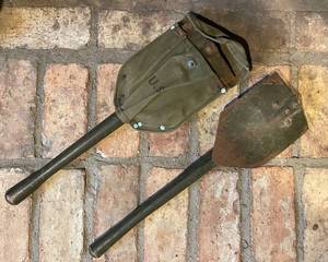 lot 316 image: Set of 2 Vintage Military Shovels with Canvas Case