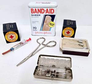 lot 208 image: Vintage Medical Supplies Collection Forceps and Syringes