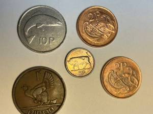 lot 354 image: Vintage Collection of Irish Coins Featuring Harp Design