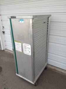 lot 32 image: Cres Cor Insulated Aluminum Food Carrier Cart