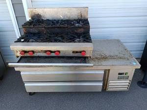 lot 73 image: Used Commercial Gas Stove with Built-In Refrigerated Drawers