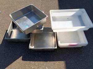 lot 78 image: Set of 6 Steam Table Pans and Plastic Totes