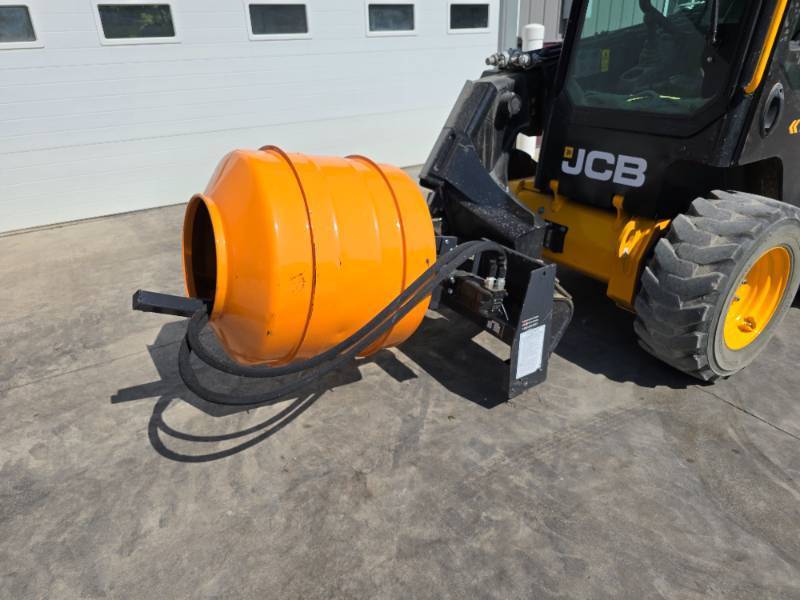 lot 30 image: Landhoner Direct Drive Cement Mixer