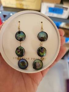 lot 194 image: Starfish Project Black Disc Earrings