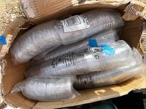 lot 15 image: Bulk 16 oz Clear PET Plastic Cups