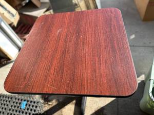 lot 29 image: Commercial Table and Chairs Set