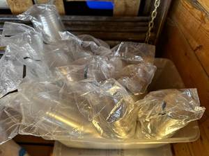 lot 51 image: 200 ACR20 Cups Set