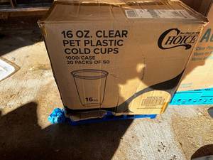 lot 60 image: Choice 16 Oz PET Plastic Cold Cups