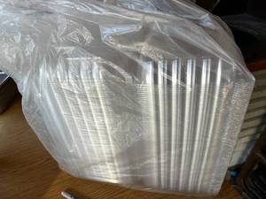lot 69 image: Bulk Clear Plastic Food Containers
