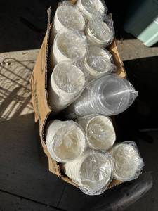 lot 70 image: Bulk Disposable White Cups Lot