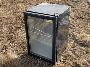 lot 75 image: Excellence Industries Display Cooler