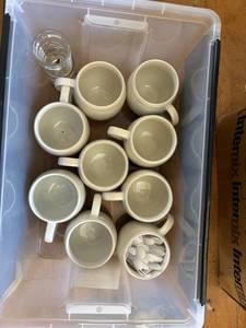 lot 162C image: Bulk Coffee Mug Set with Storage