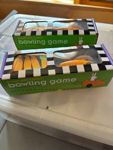 lot 181C image: Bunny & Carrot Bowling Game Set