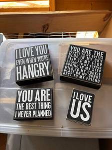 lot 183C image: Decorative Wood Block Set Messages